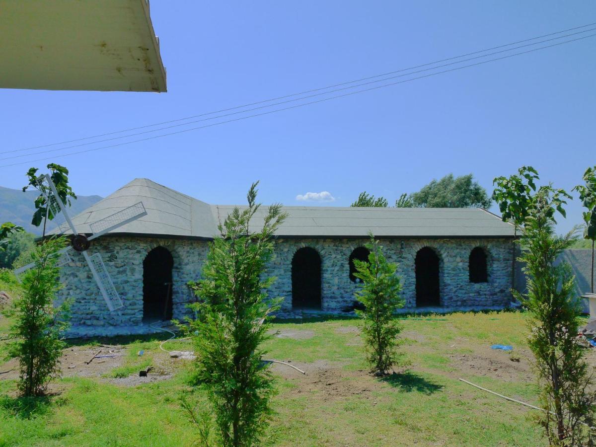 Windmill Shkodra Gesthouse Camping & Grill المظهر الخارجي الصورة
