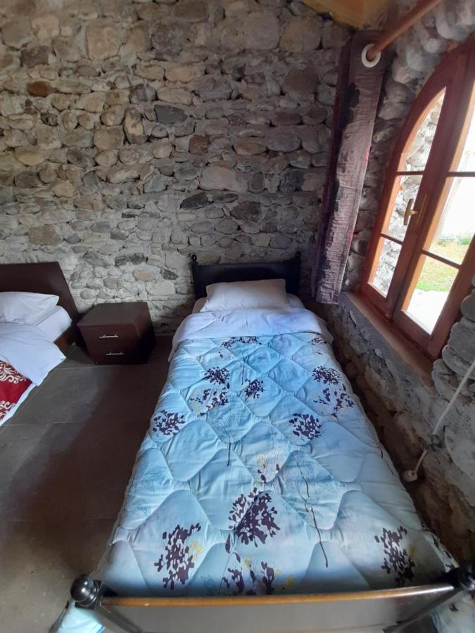 Windmill Shkodra Gesthouse Camping & Grill المظهر الخارجي الصورة