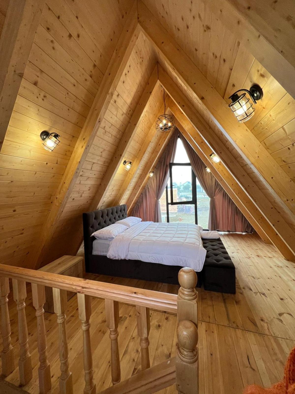 Windmill Shkodra Gesthouse Camping & Grill المظهر الخارجي الصورة