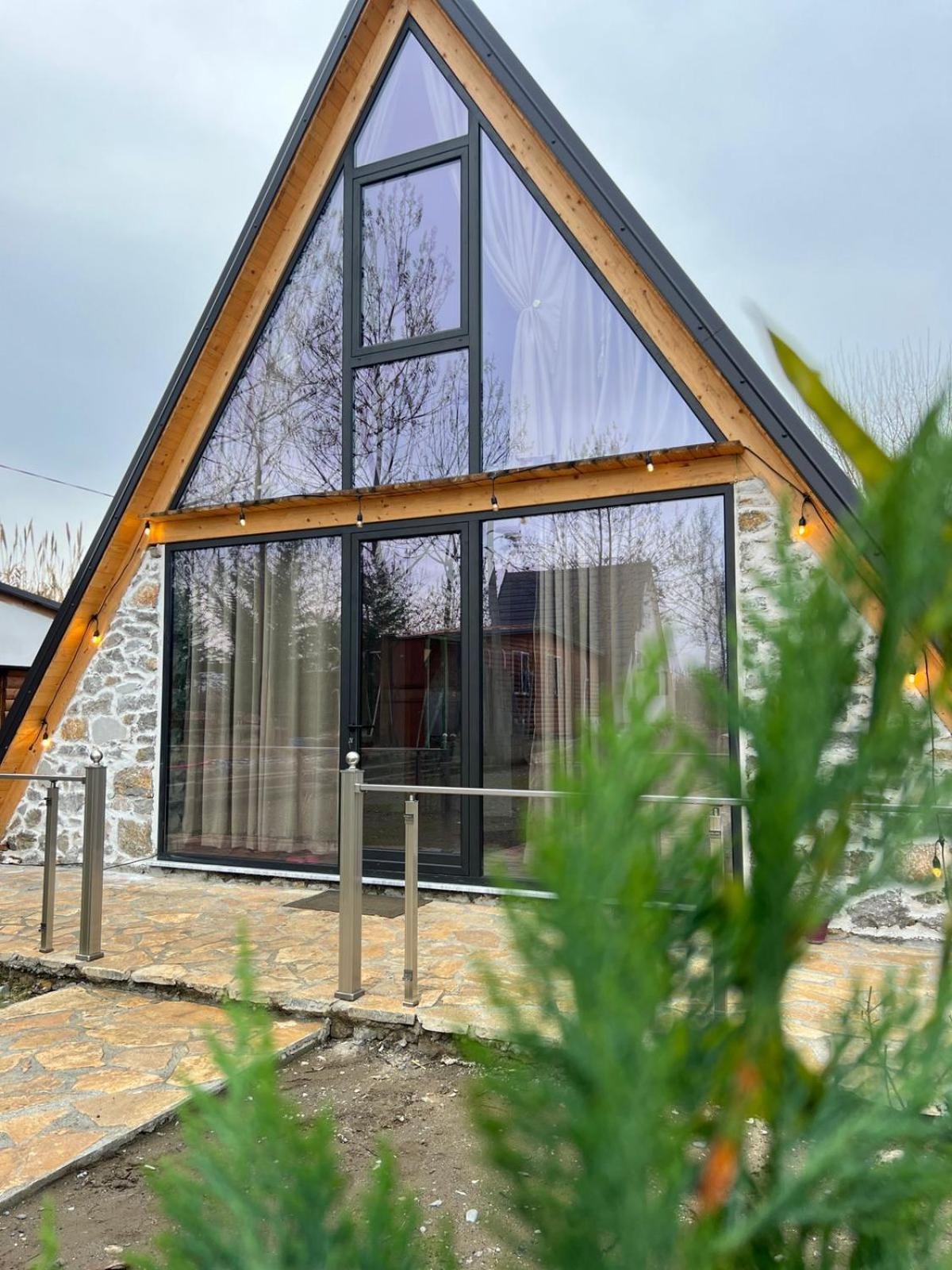 Windmill Shkodra Gesthouse Camping & Grill المظهر الخارجي الصورة