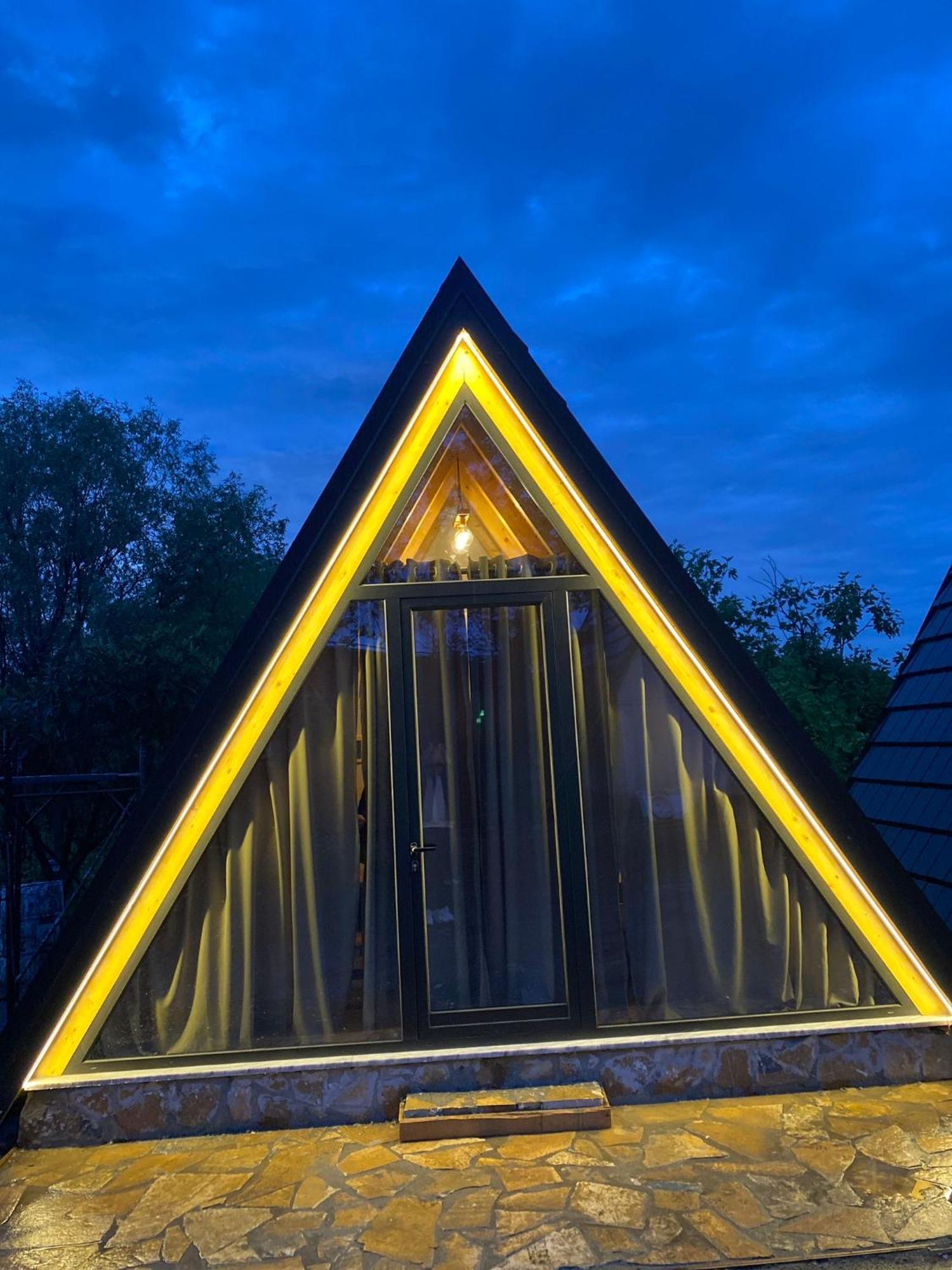 Windmill Shkodra Gesthouse Camping & Grill المظهر الخارجي الصورة