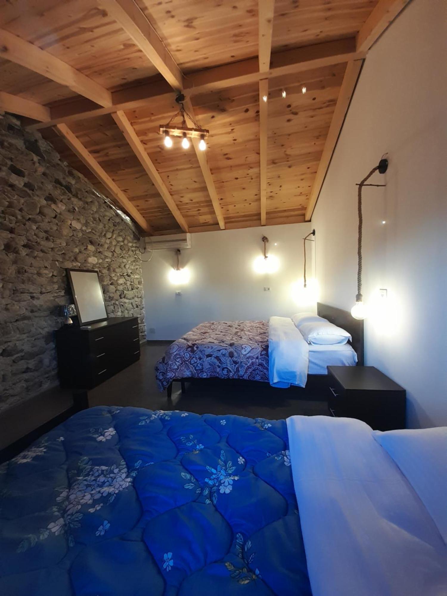 Windmill Shkodra Gesthouse Camping & Grill الغرفة الصورة